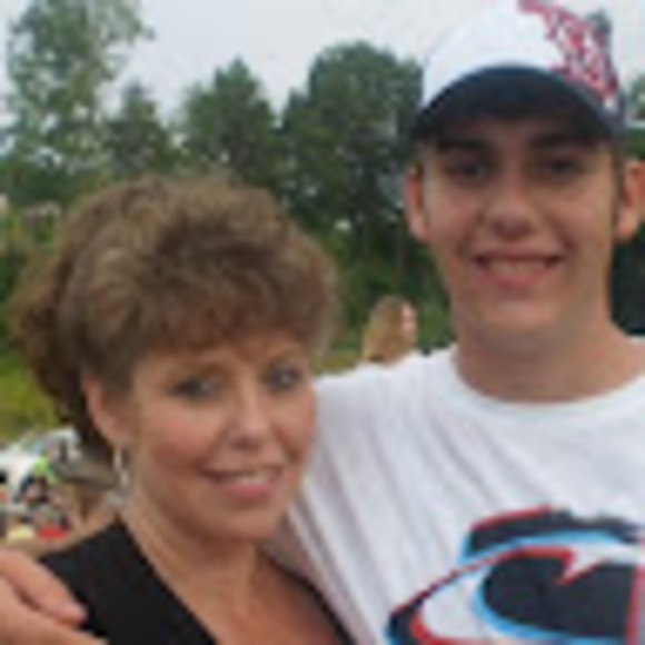 Meet your Posher, Kathy - Picture 1 of 1